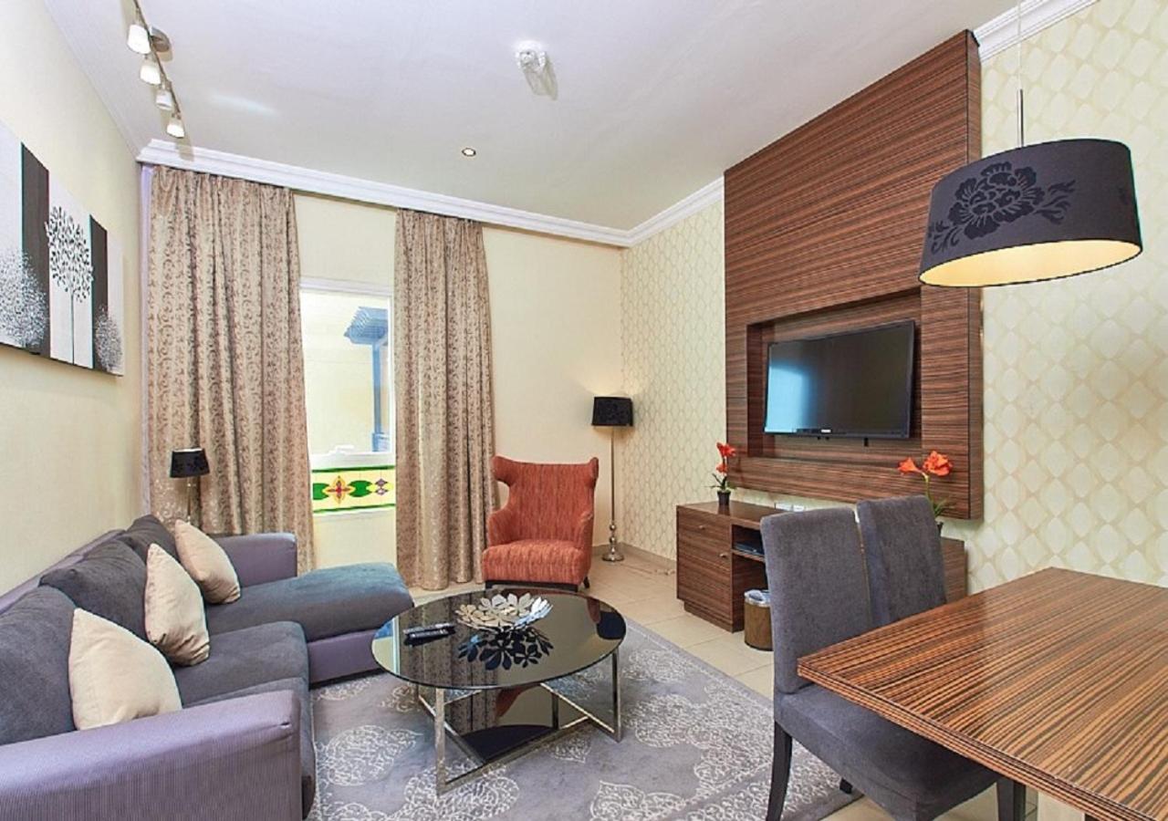 Mughal Suites Ras al-Khaimah Exteriör bild