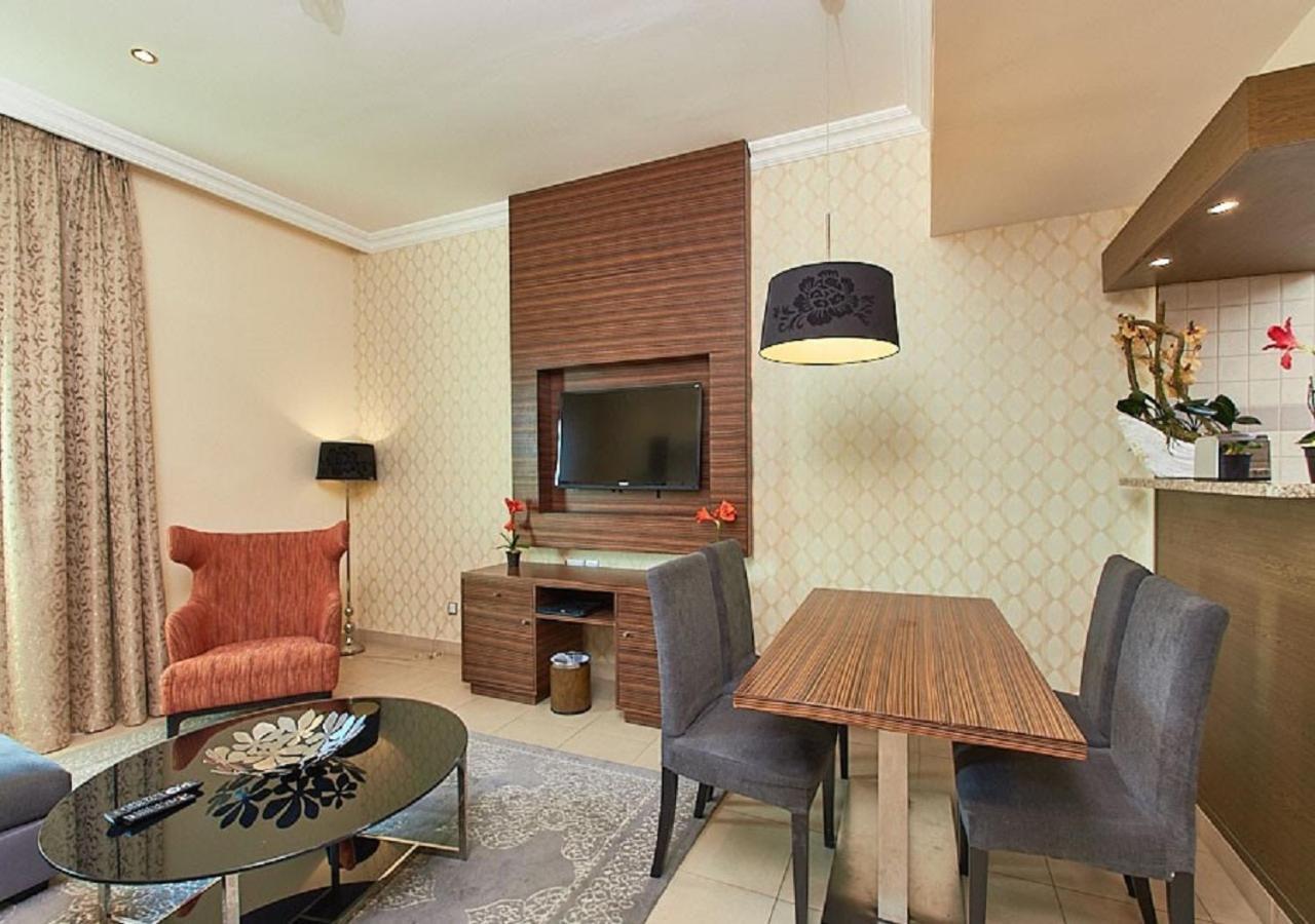Mughal Suites Ras al-Khaimah Exteriör bild